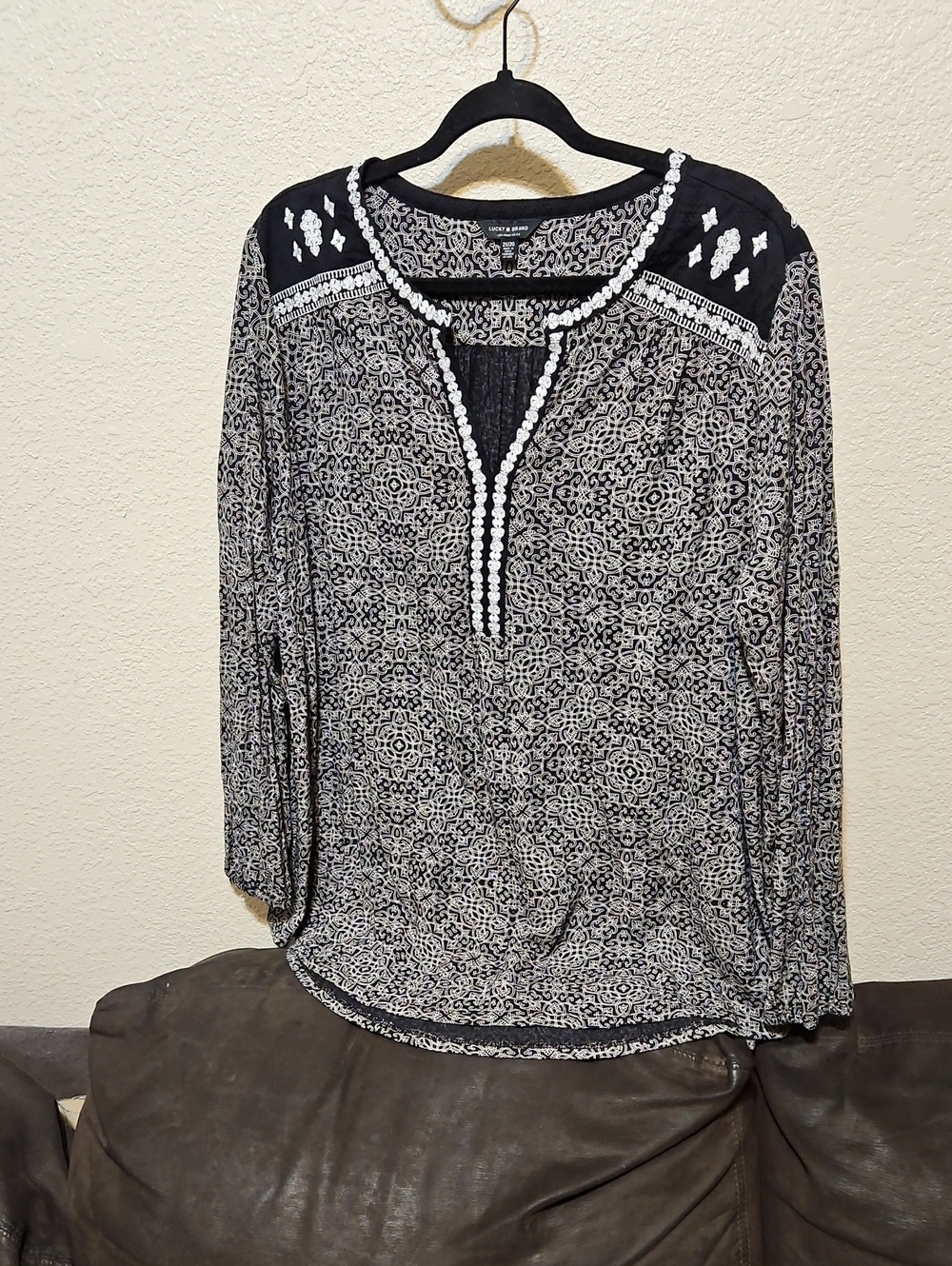 Lucky Brand Black and White Embroidered Split-Neck Blouse